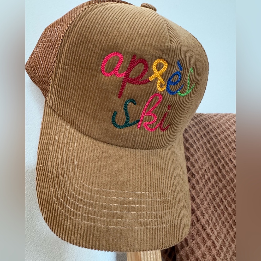 Worn West Apres ski corduroy hat